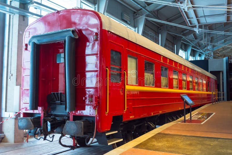 苏联的时期的葡萄酒减速火箭的葡萄酒汽车机车